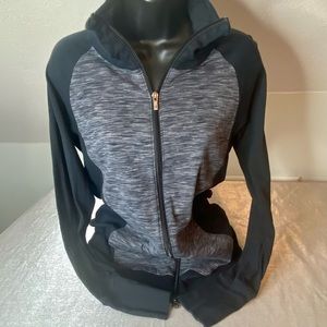 Columbia double zip gray sweatshirt. EUC! Size Small
